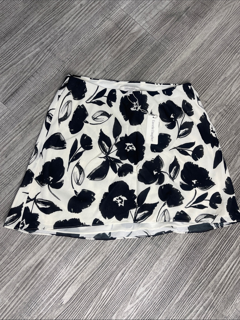 Favorite Daughter Black and White Floral Mini Skirt size S